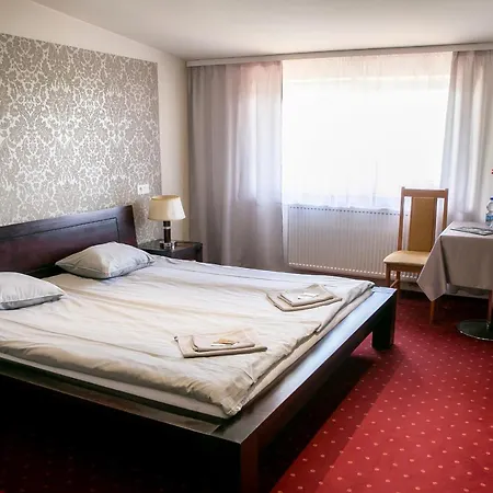 Kamionki Bed & Breakfast 3*