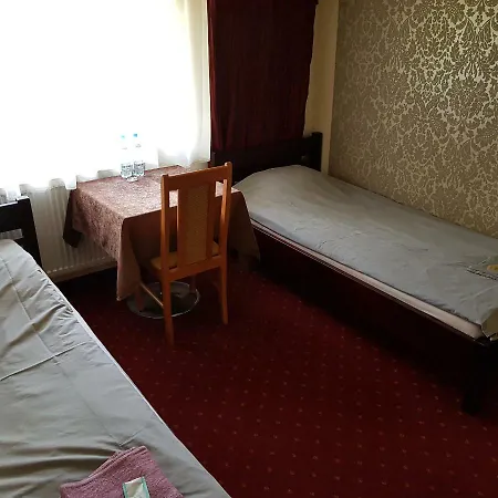 Kamionki Bed and Breakfast *